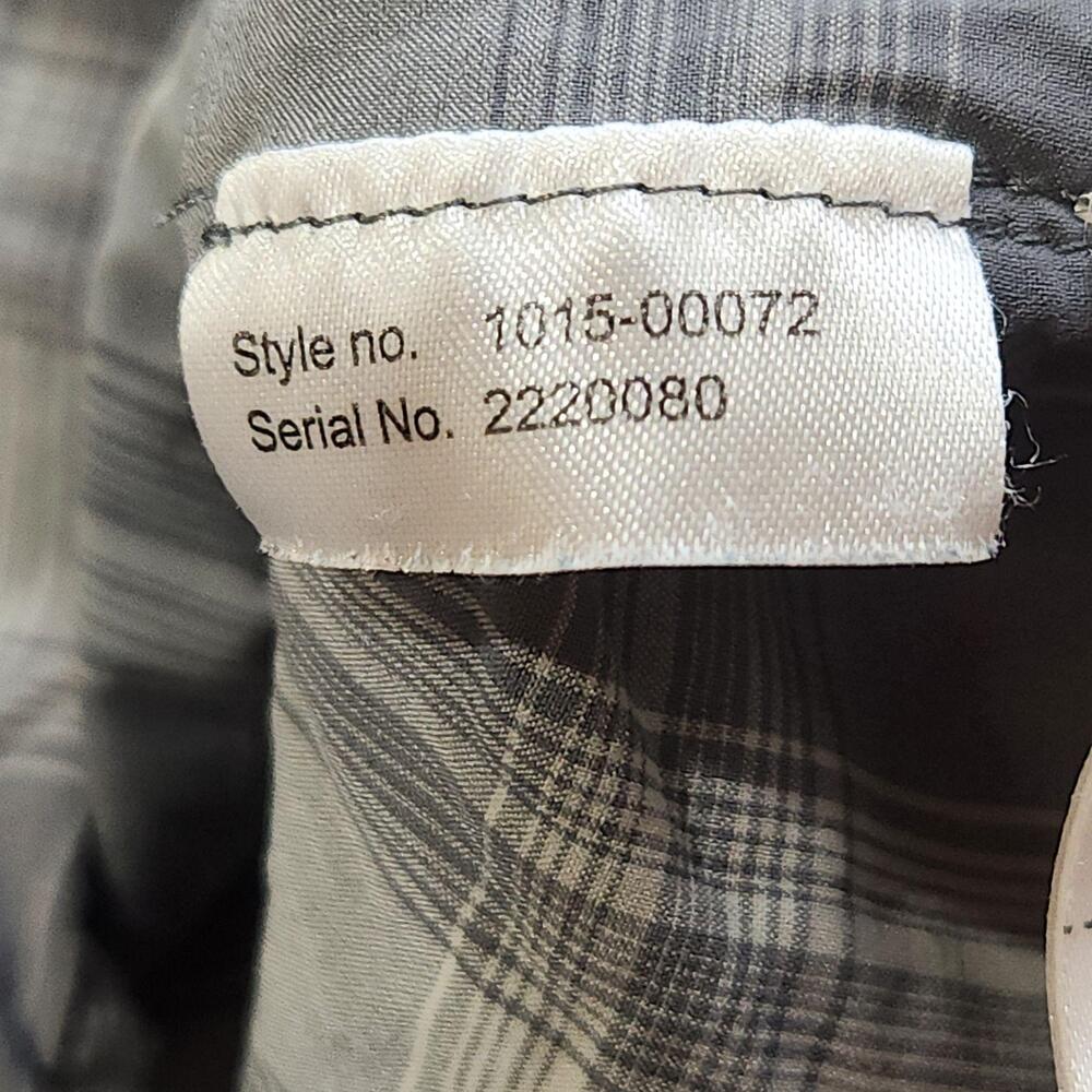 Mammut Shirt Mens XL Gray Plaid Short Sleeve Button Up Jackson Hole Resort - Picture 3 of 9